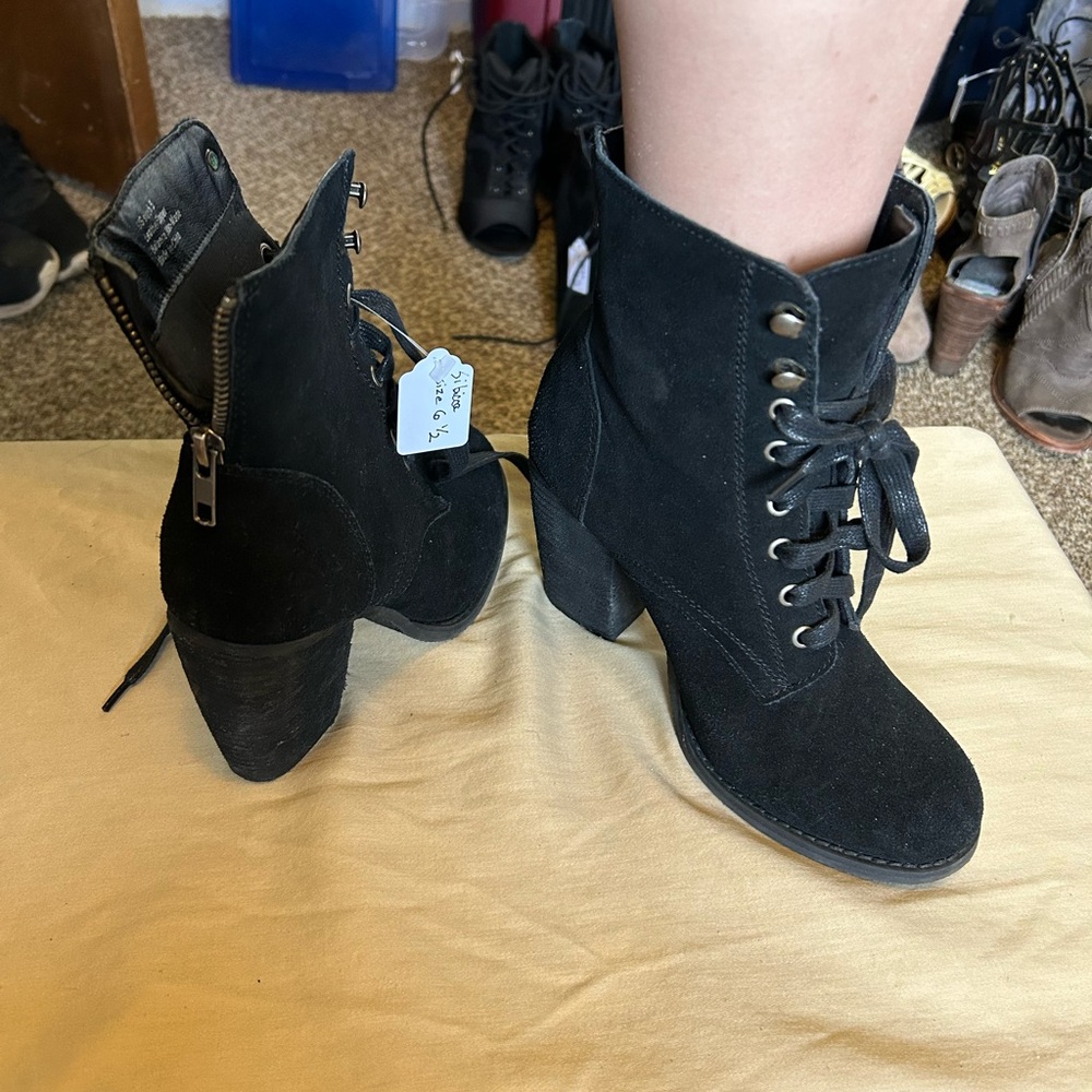 Women's Black Lace-Up Ankle Boots